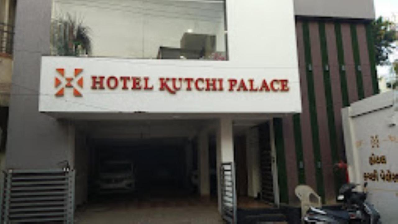 Hotel Kutchi Palace, Dwarka Ngoại thất bức ảnh
