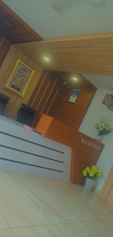 Hotel Kutchi Palace, Dwarka Ngoại thất bức ảnh